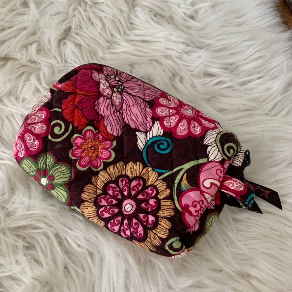 Vera Bradley: small cosmetic bag in Mod Floral Pink, smoke free home